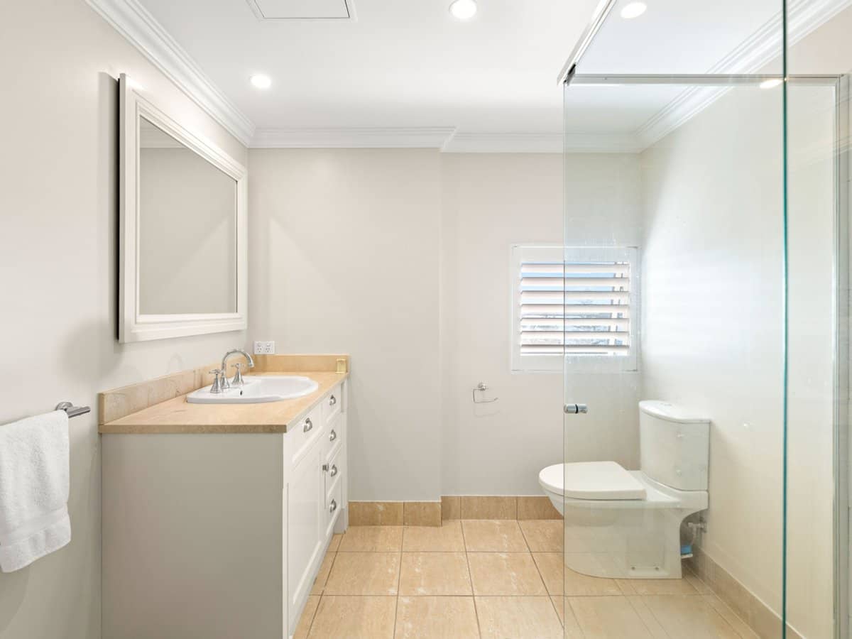 212 Marine Parade, Labrador - Thumbnail 20