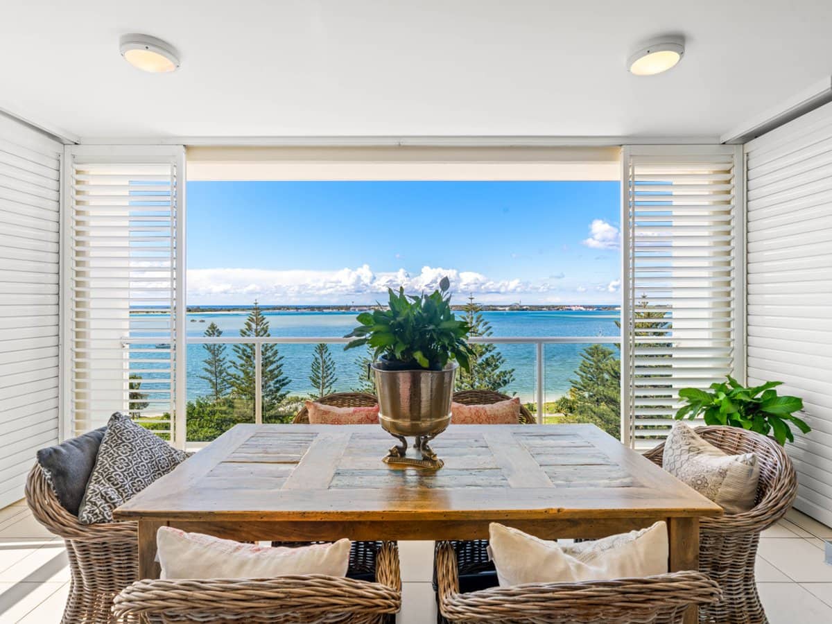 212 Marine Parade, Labrador - Thumbnail 4