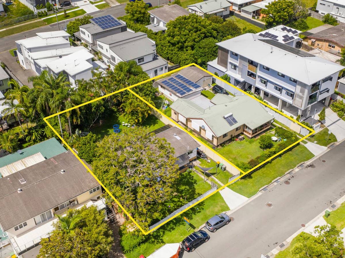 106 Eugaree Street, SOUTHPORT - Thumbnail 3