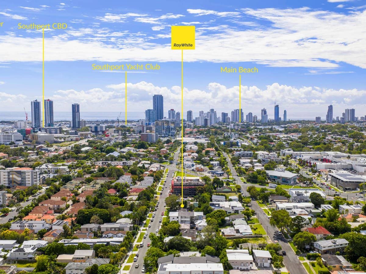 106 Eugaree Street, SOUTHPORT - Thumbnail 11