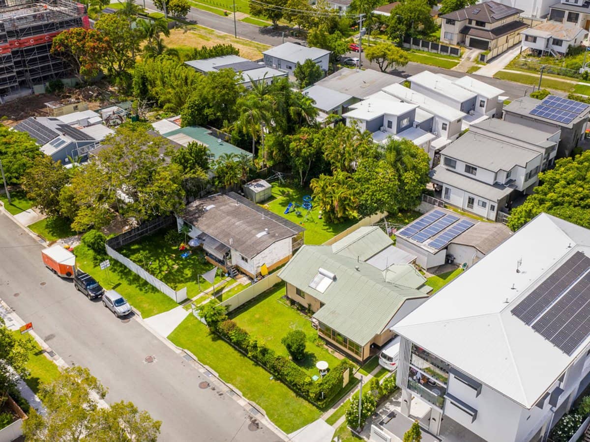 106 Eugaree Street, SOUTHPORT - Thumbnail 21