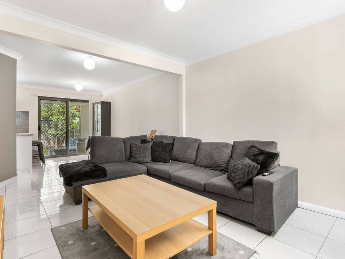 99-113 Peverell Street, Hillcrest - Thumbnail 2