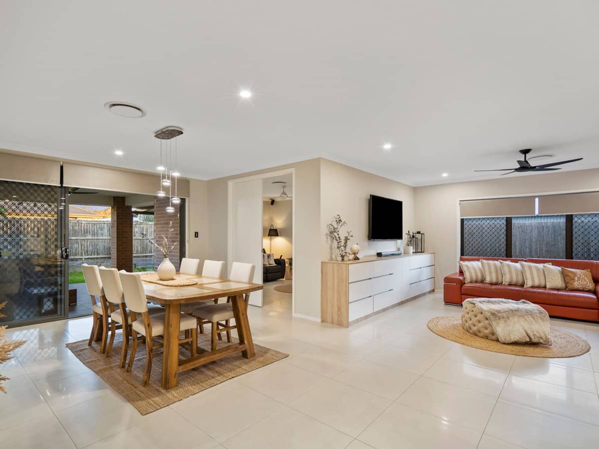 9 Lomond Street, South Ripley - Thumbnail 2