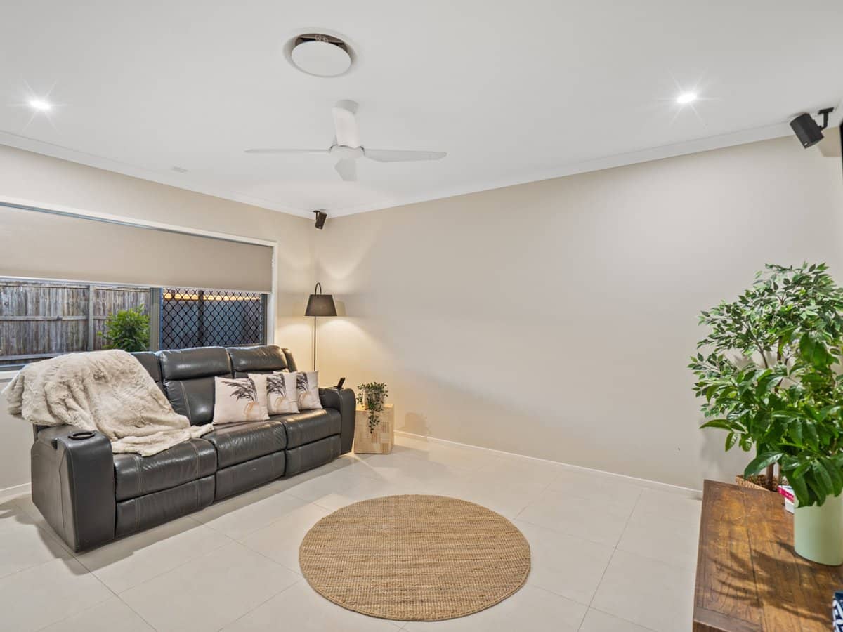 9 Lomond Street, South Ripley - Thumbnail 5