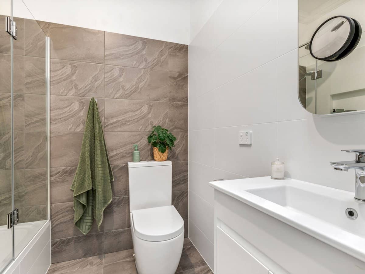 336 Cavendish Road, Coorparoo - Thumbnail 20