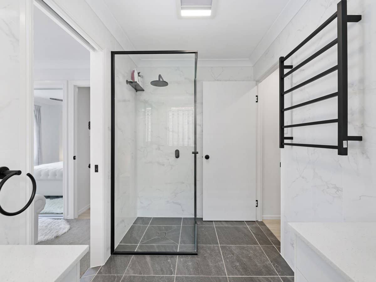 3 Coolawin Place, NERANG - Thumbnail 10