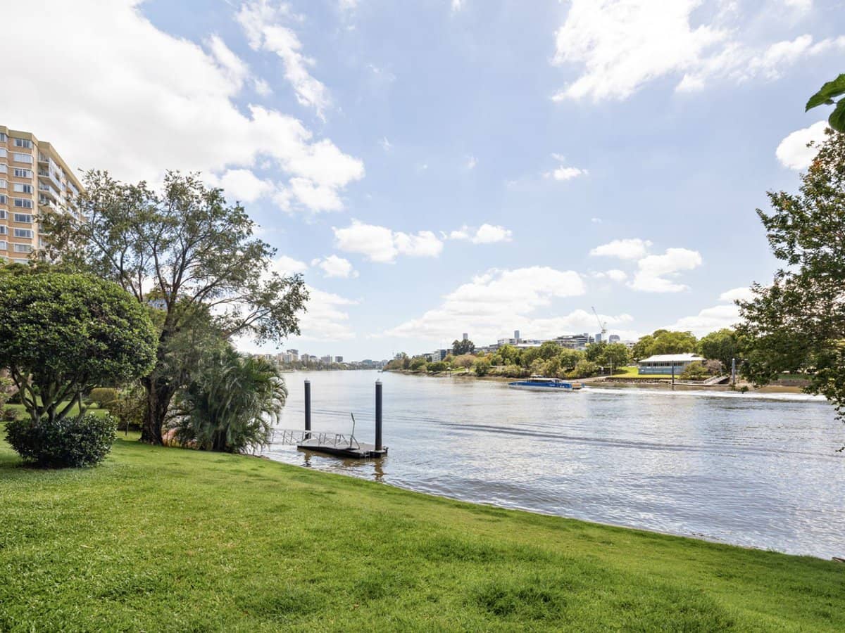 26 Brisbane Street, Toowong - Thumbnail 1