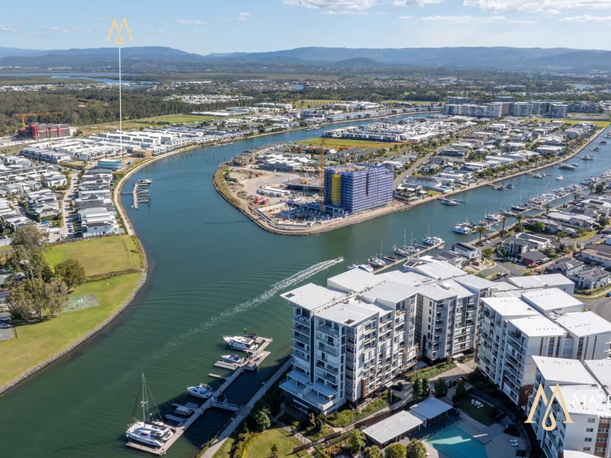 2 Lyra Avenue, HOPE ISLAND - Thumbnail 4