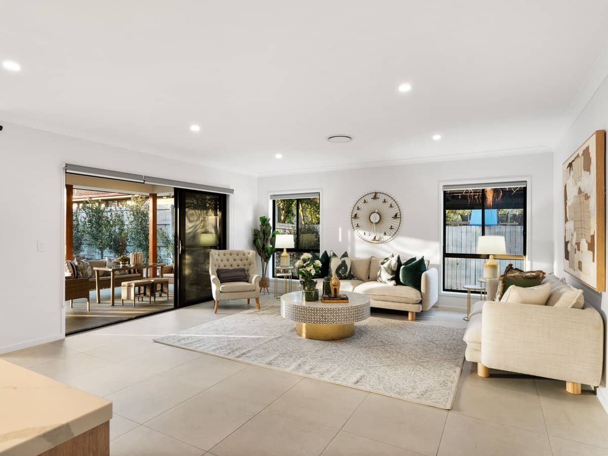 7 Resi Drive, Regents Park - Thumbnail 3