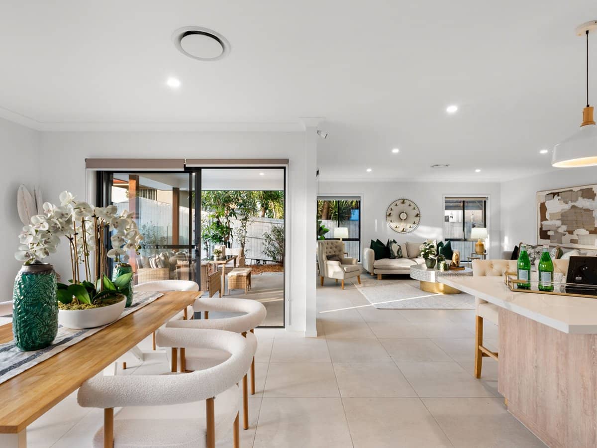 7 Resi Drive, Regents Park - Thumbnail 5