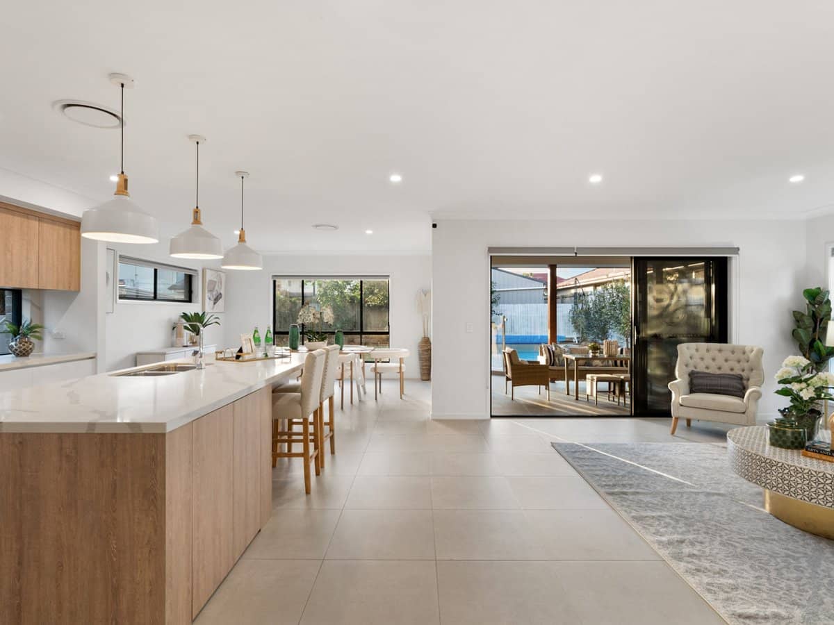 7 Resi Drive, Regents Park - Thumbnail 6