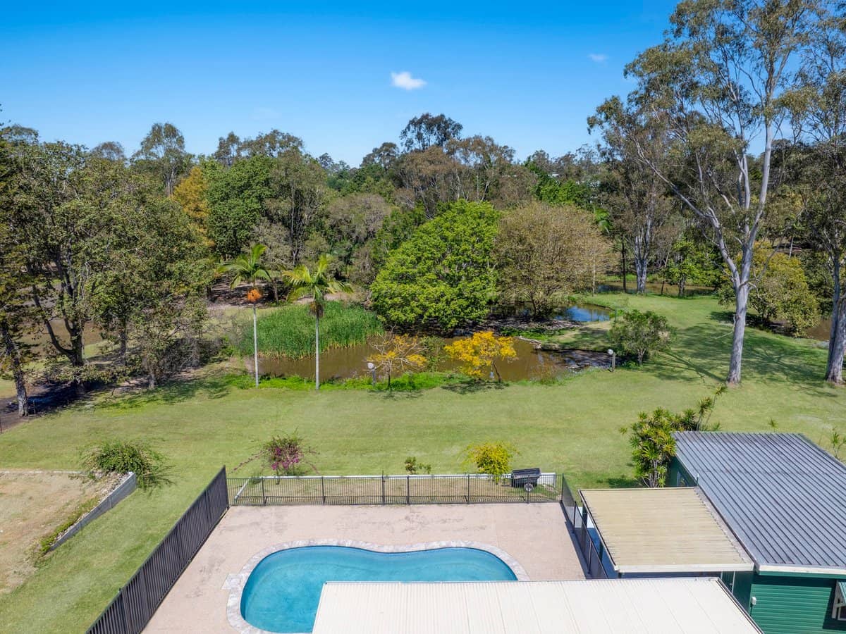 28 Atlantic Drive, LOGANHOLME - Thumbnail 8