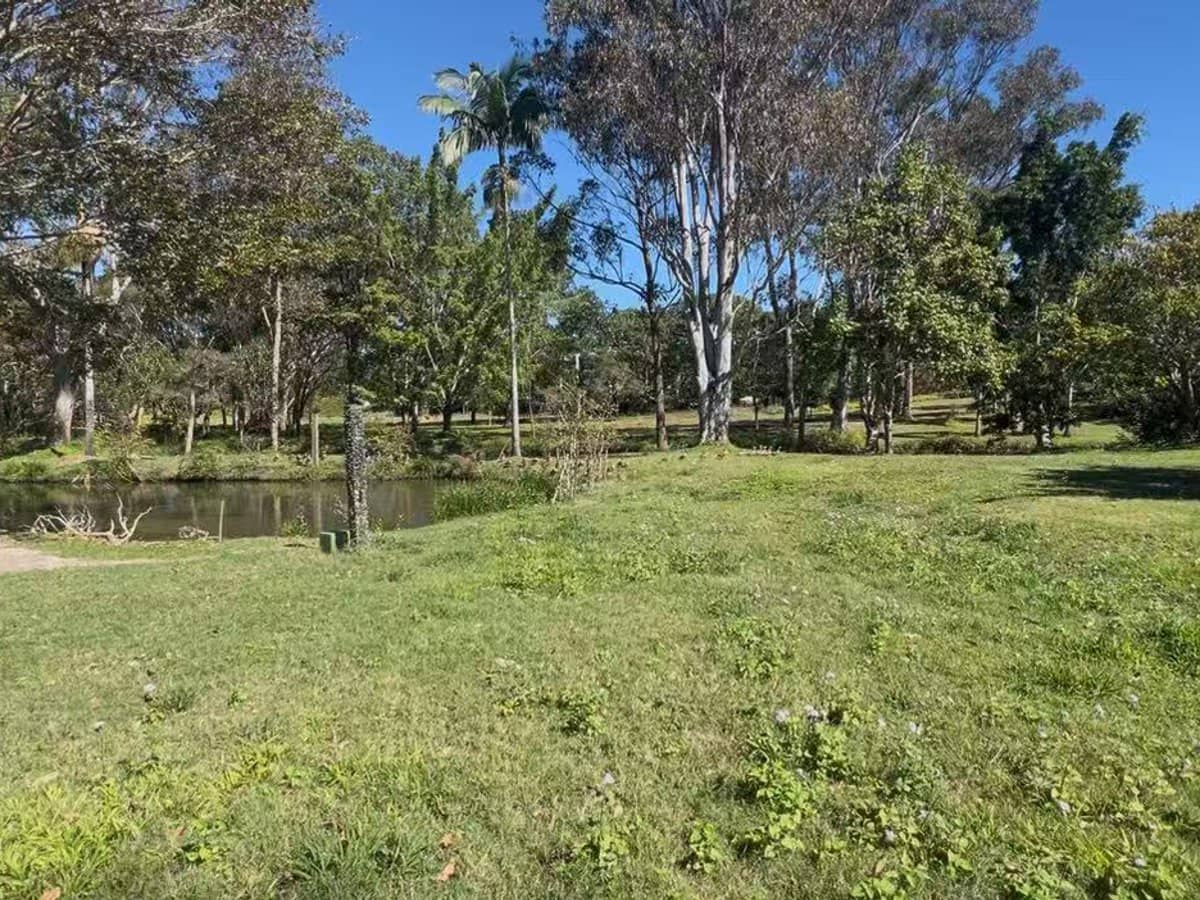 28 Atlantic Drive, LOGANHOLME - Thumbnail 26