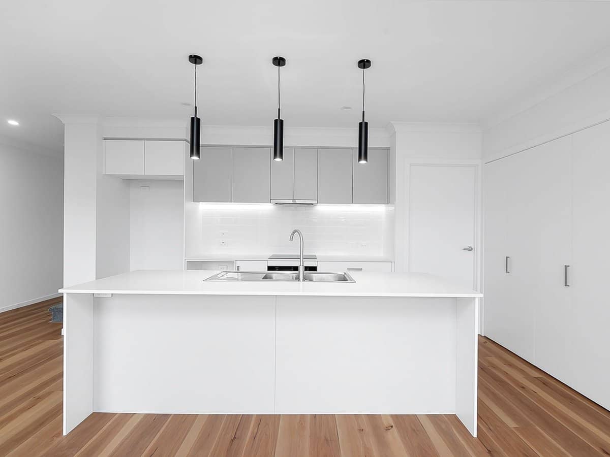 14 Waterman Street, Browns Plains - Thumbnail 3