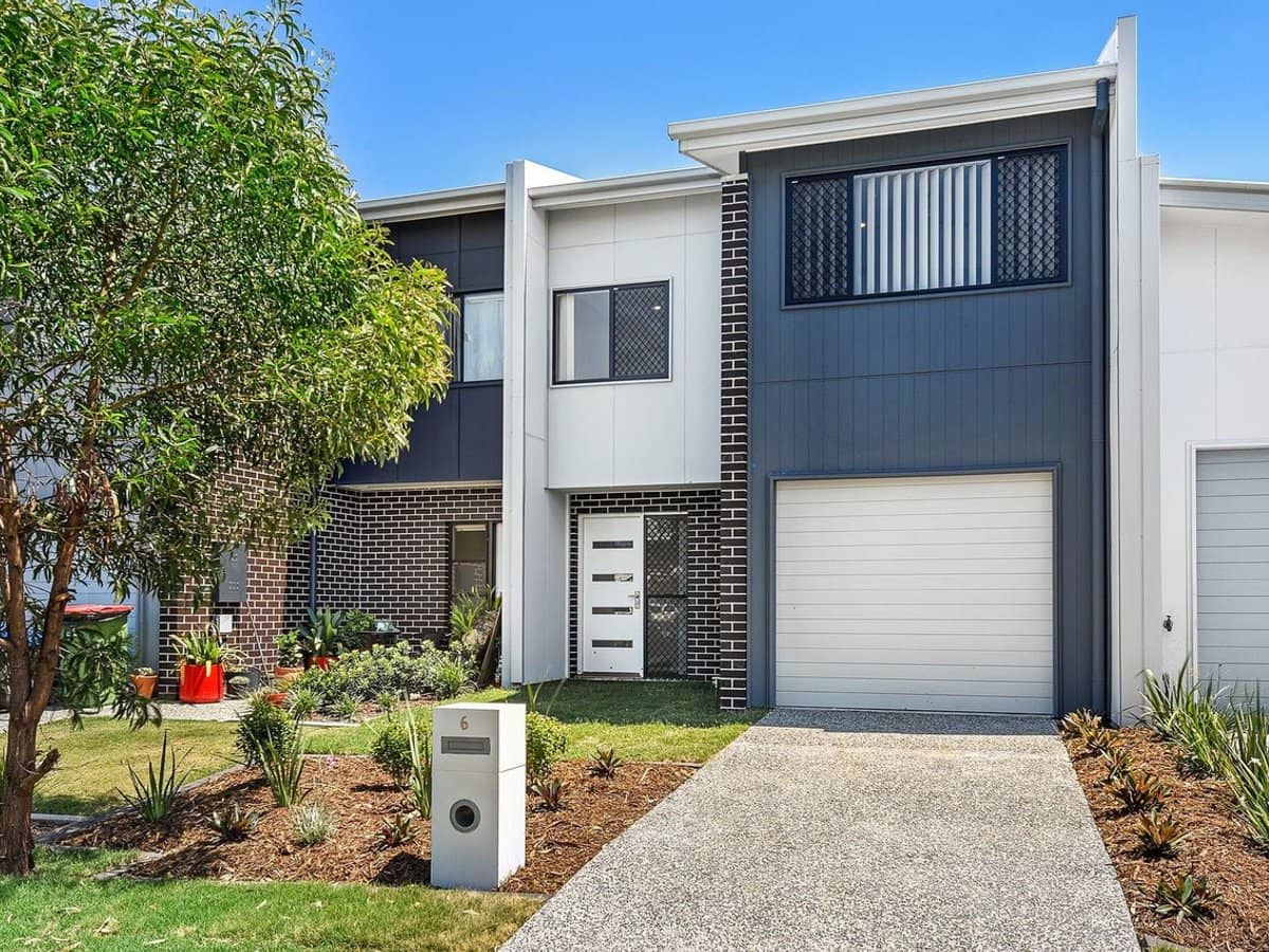 6 Gary Lane, Coomera - Thumbnail 1