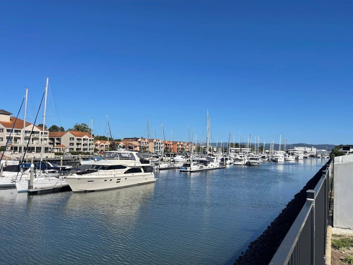 8977 The Point Circuit, SANCTUARY COVE - Thumbnail 4