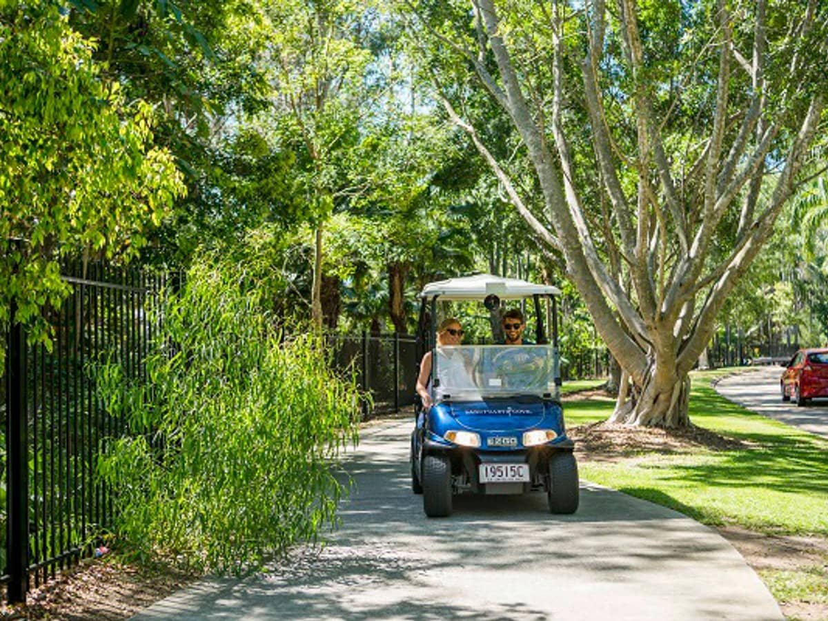 8977 The Point Circuit, SANCTUARY COVE - Thumbnail 10