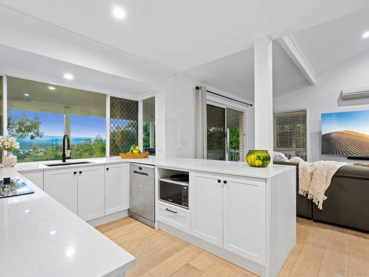 41 Uplands Drive, PARKWOOD - Thumbnail 28