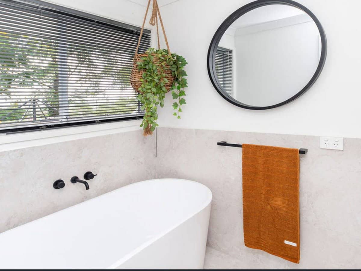 41 Uplands Drive, PARKWOOD - Thumbnail 35