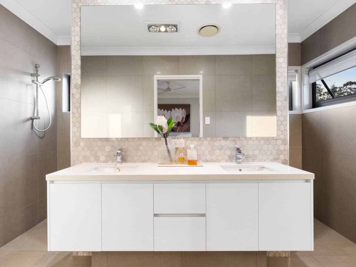 5 Bluegrass Court, Hillcrest - Thumbnail 14