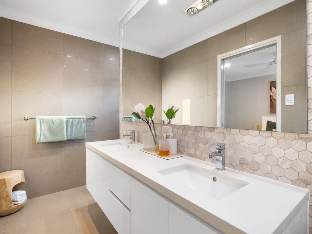 5 Bluegrass Court, Hillcrest - Thumbnail 20