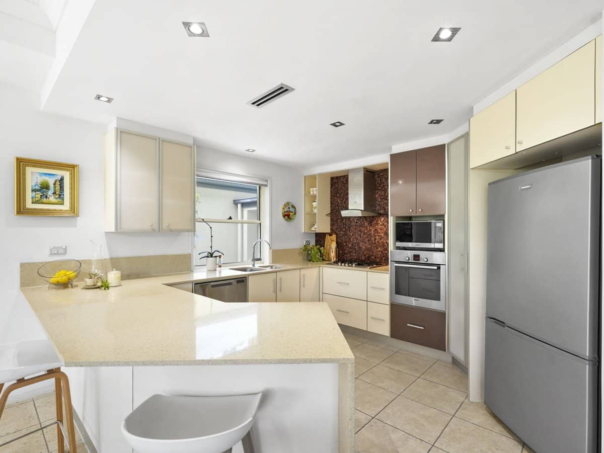 3071 Quay South Drive, Carrara - Thumbnail 4