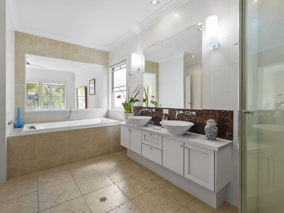 3071 Quay South Drive, Carrara - Thumbnail 14