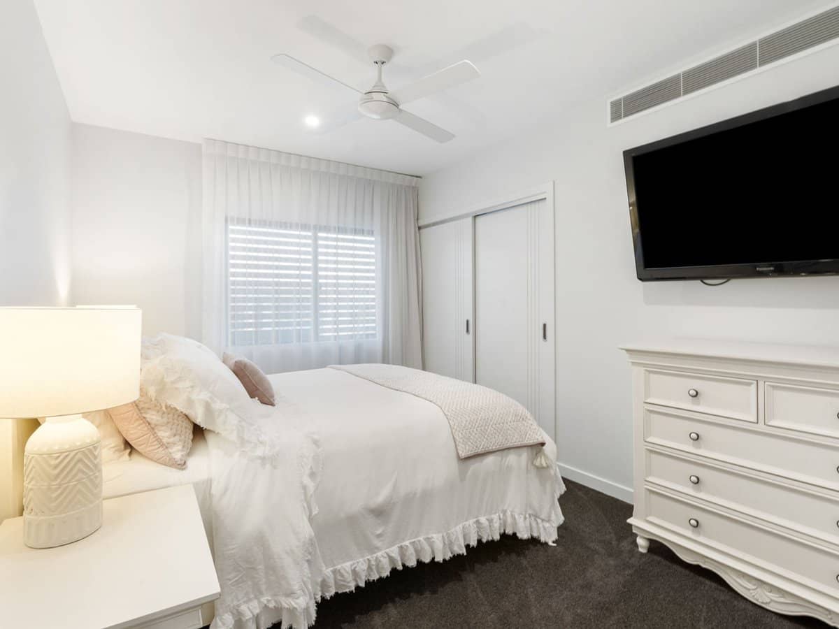 96 Pacific Parade, Bilinga - Thumbnail 15