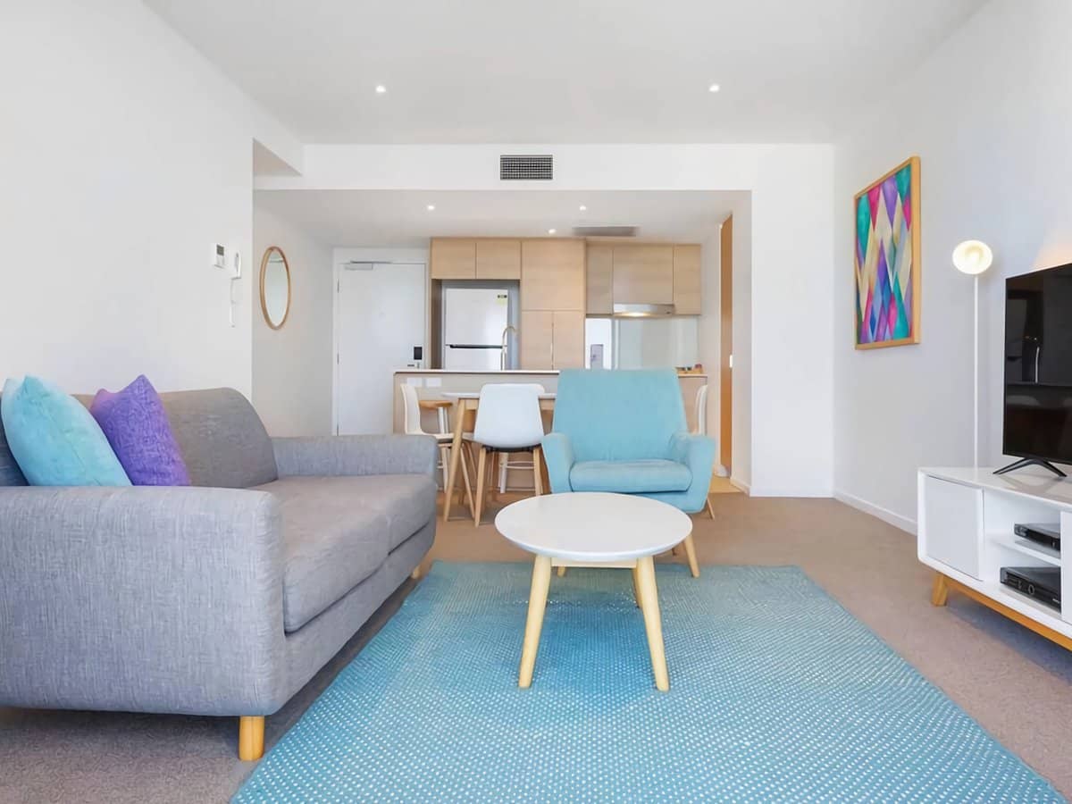 2663 Gold Coast Highway, BROADBEACH - Thumbnail 3