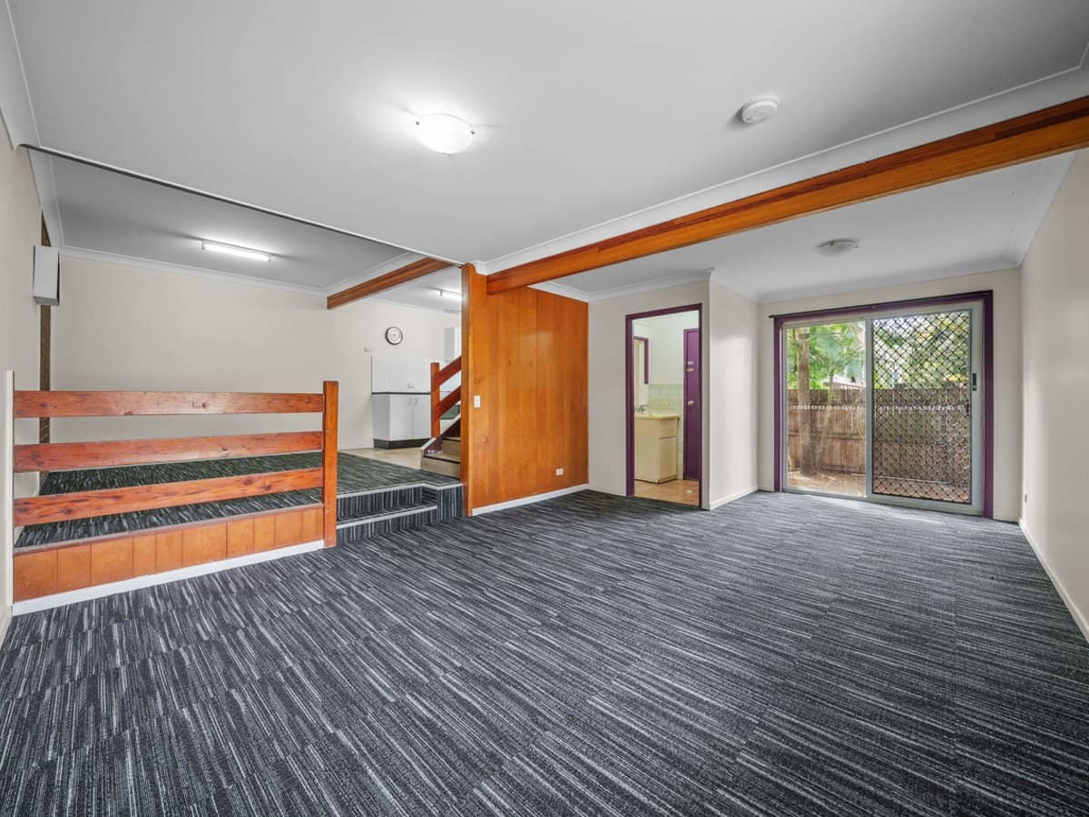 22 North Road, Woodridge - Thumbnail 3