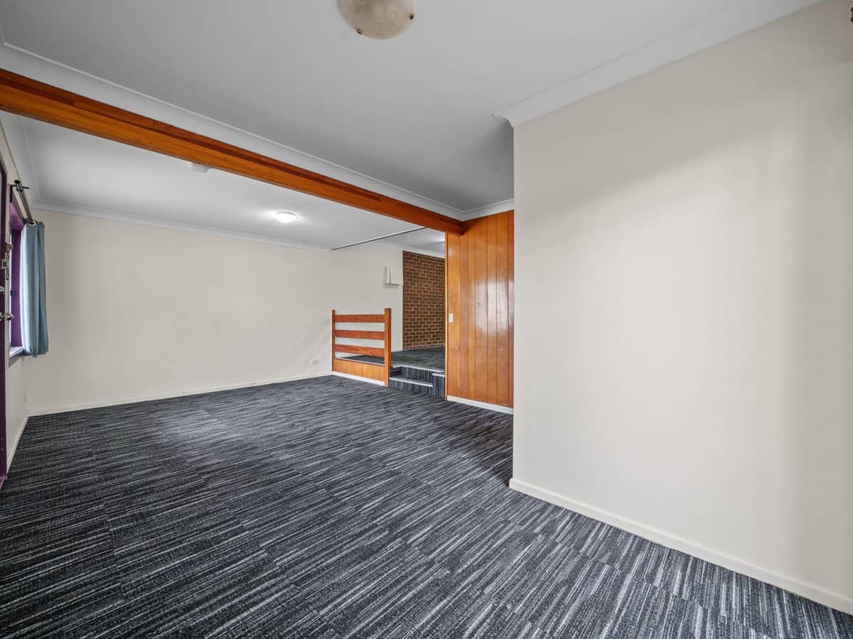 22 North Road, Woodridge - Thumbnail 5