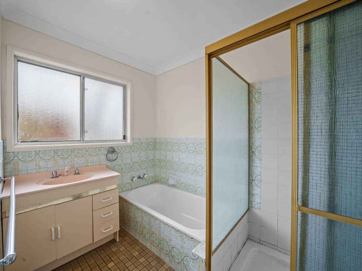 22 North Road, Woodridge - Thumbnail 8