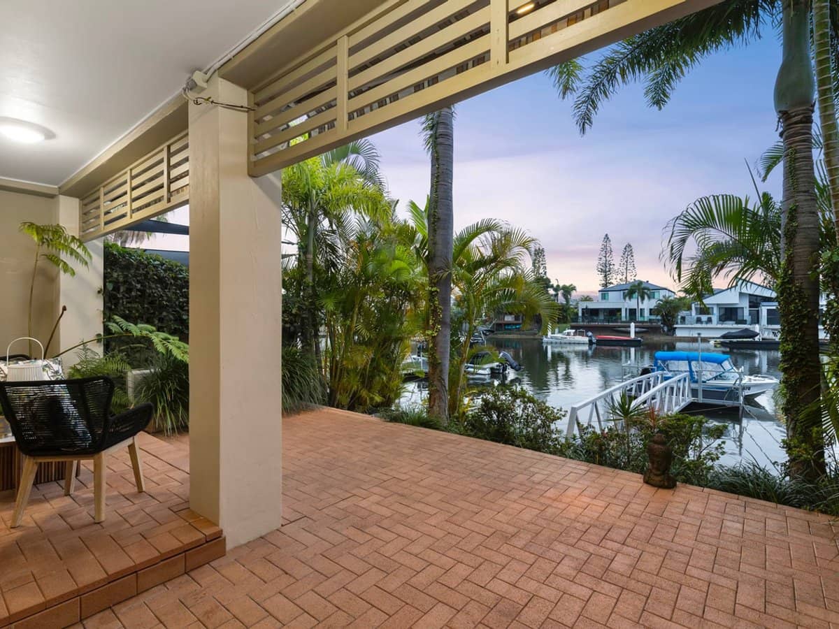 76 Bayview Street, RUNAWAY BAY - Thumbnail 6