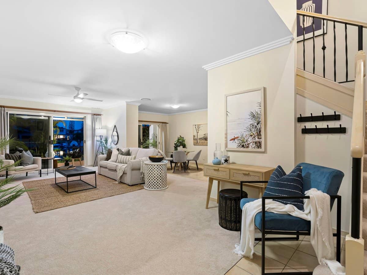 76 Bayview Street, RUNAWAY BAY - Thumbnail 7