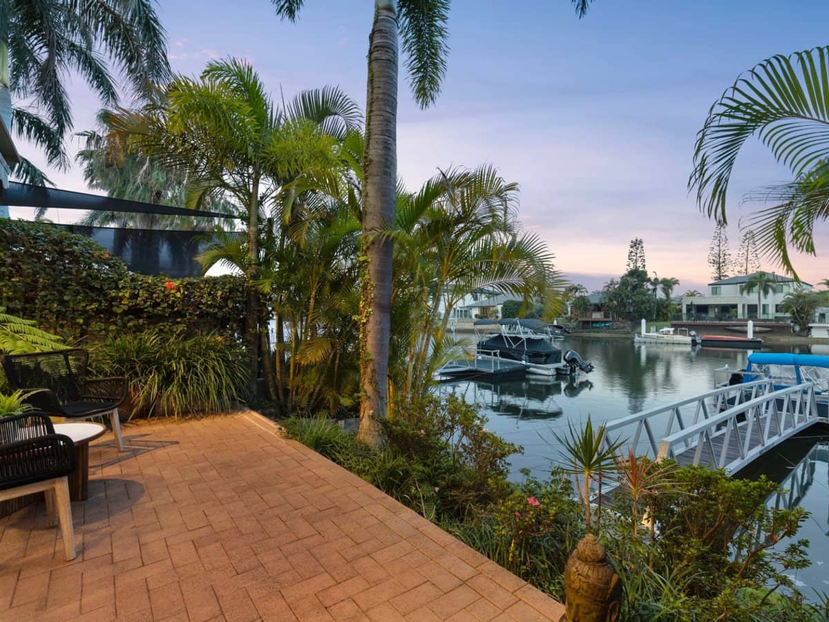 76 Bayview Street, RUNAWAY BAY - Thumbnail 11