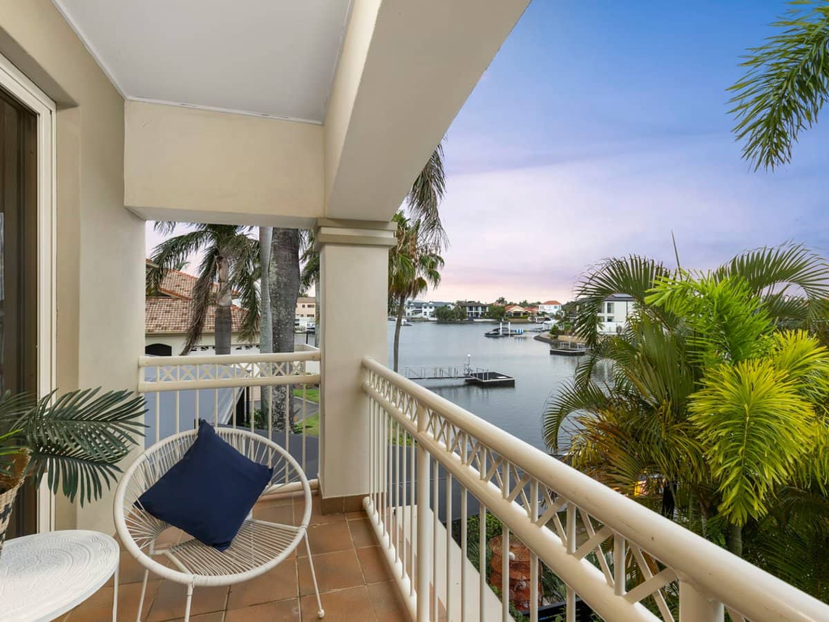 76 Bayview Street, RUNAWAY BAY - Thumbnail 16