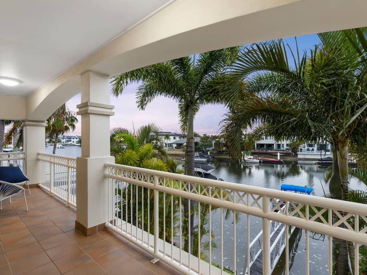 76 Bayview Street, RUNAWAY BAY - Thumbnail 17