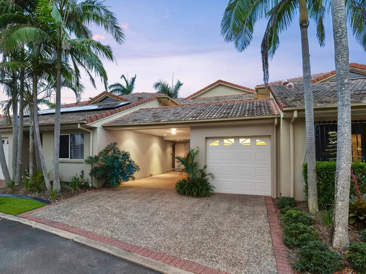 76 Bayview Street, RUNAWAY BAY - Thumbnail 25