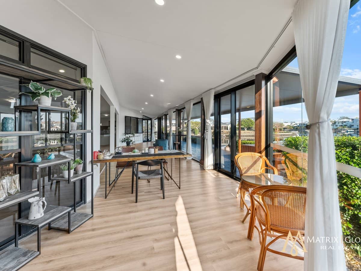 33 Prosperity Drive, HELENSVALE - Thumbnail 15