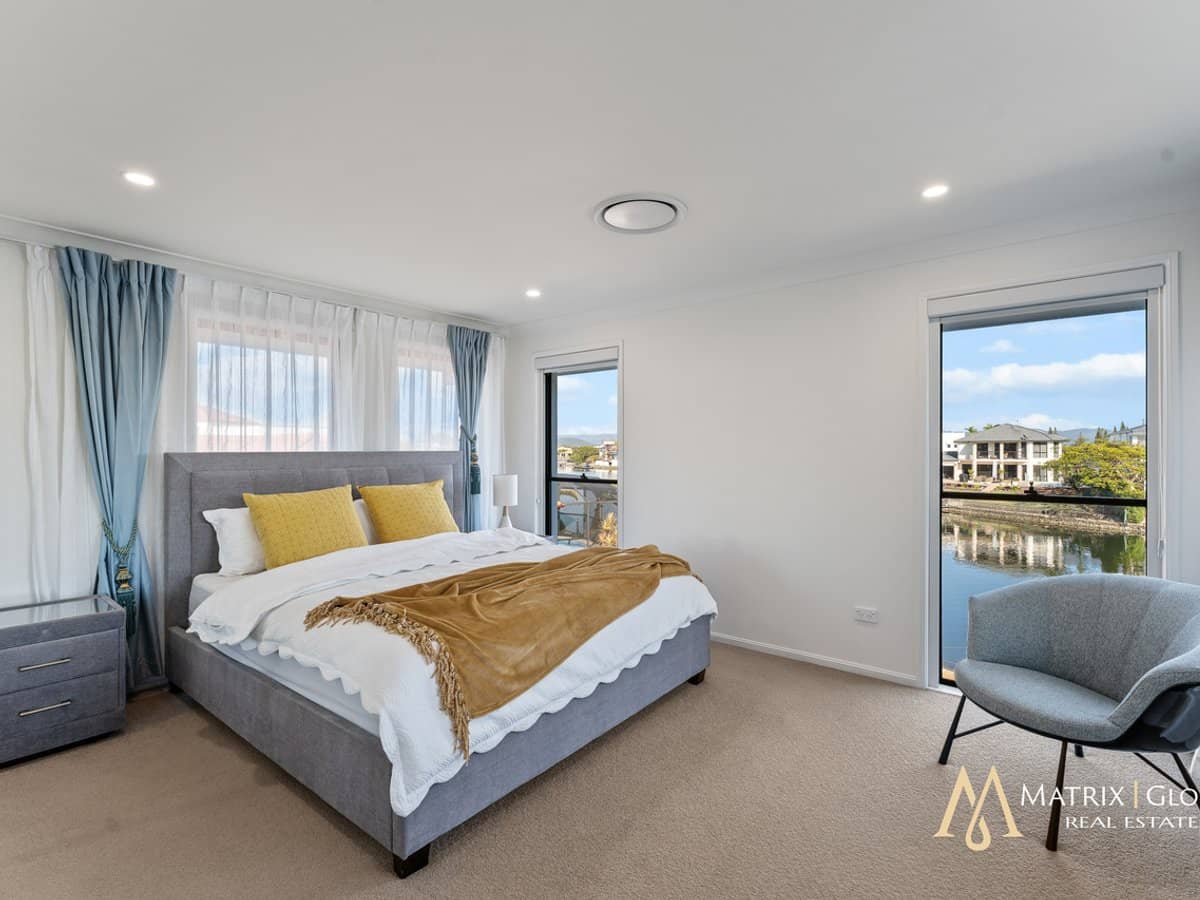 33 Prosperity Drive, HELENSVALE - Thumbnail 27