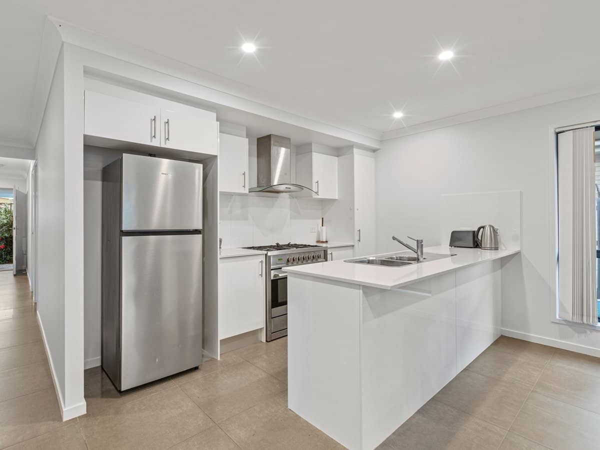 14 Chikameena Street, Logan Reserve - Thumbnail 6