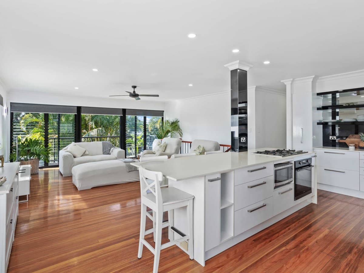 12 Myrtle Court, Palm Beach - Thumbnail 5