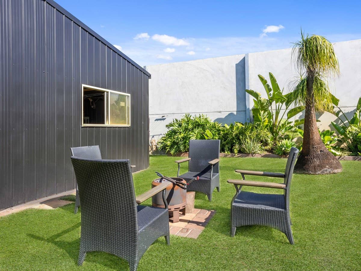 12 Myrtle Court, Palm Beach - Thumbnail 21