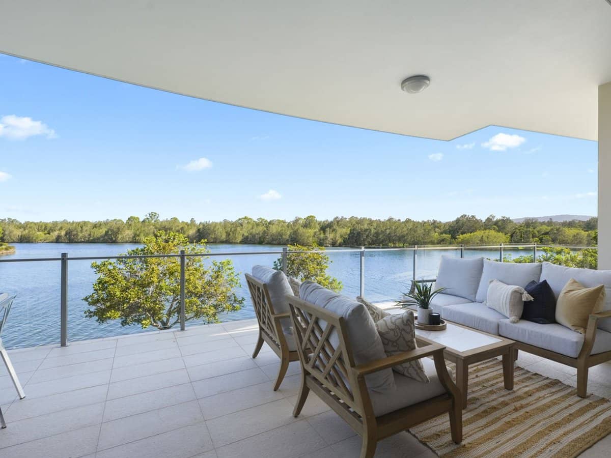 3046 Quay South Drive, Carrara - Thumbnail 1