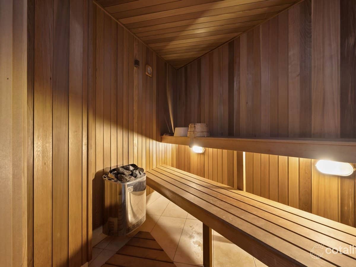 3046 Quay South Drive, Carrara - Thumbnail 18