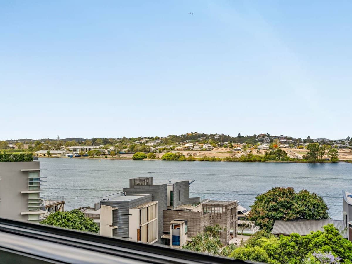 10607/8 Harbour Road, Hamilton - Thumbnail 1