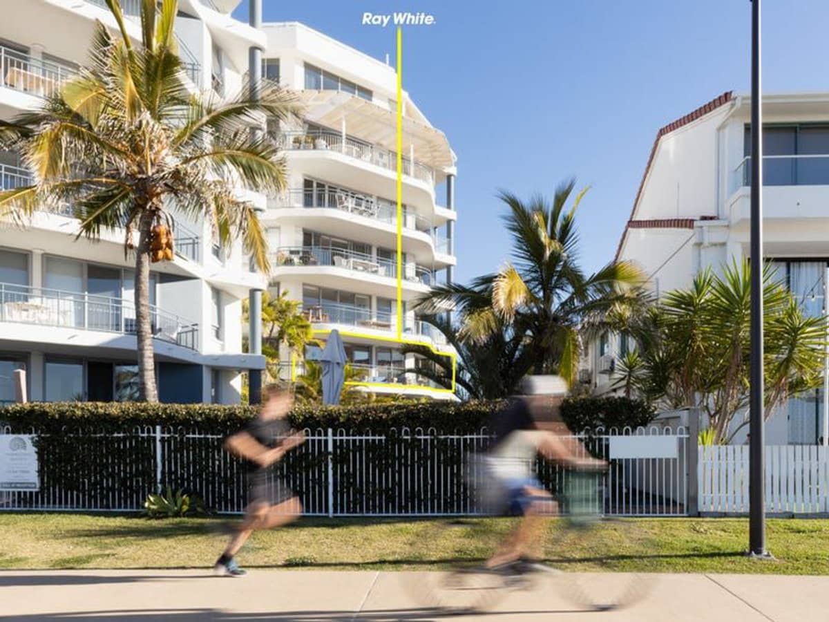 277 Golden Four Drive, Bilinga - Thumbnail 19