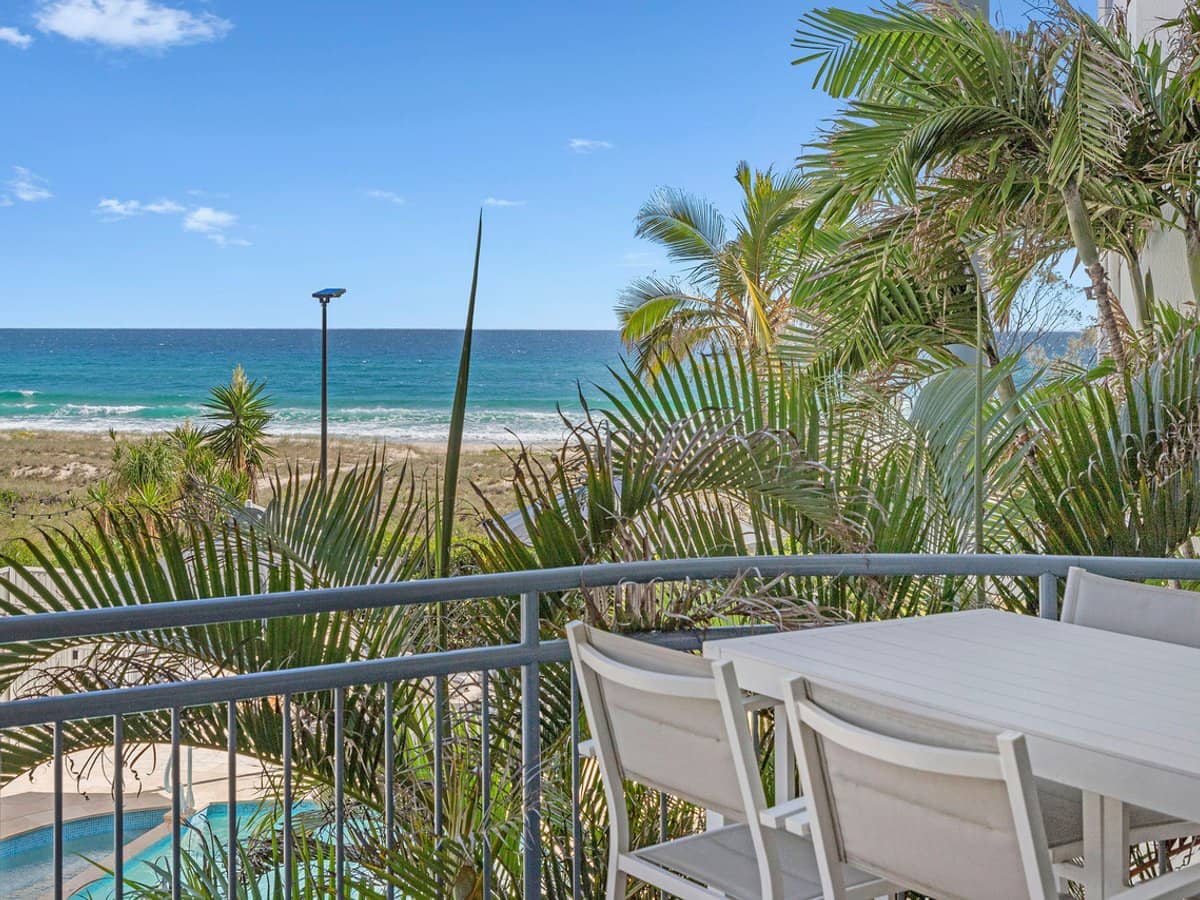 277 Golden Four Drive, Bilinga - Thumbnail 2