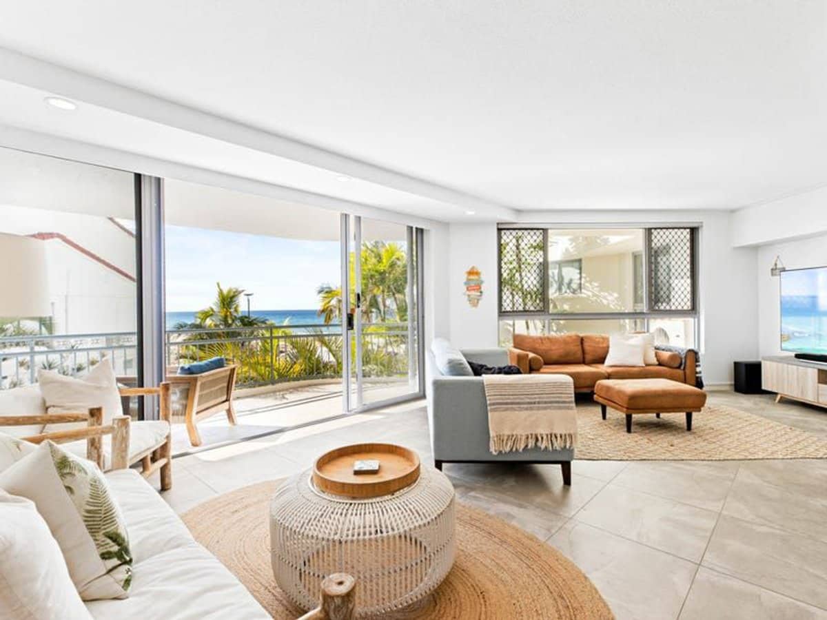 277 Golden Four Drive, Bilinga - Thumbnail 4