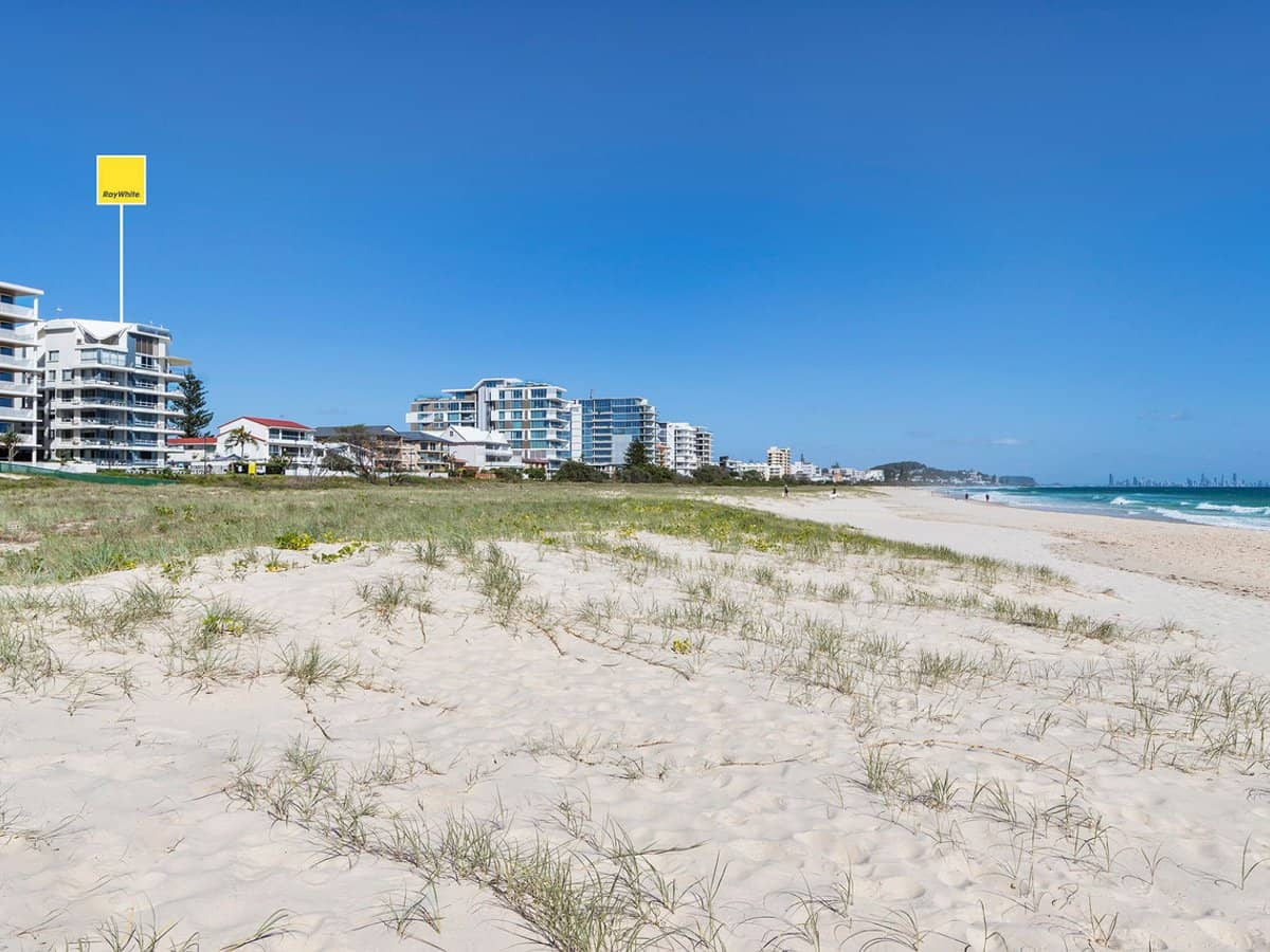 277 Golden Four Drive, Bilinga - Thumbnail 20